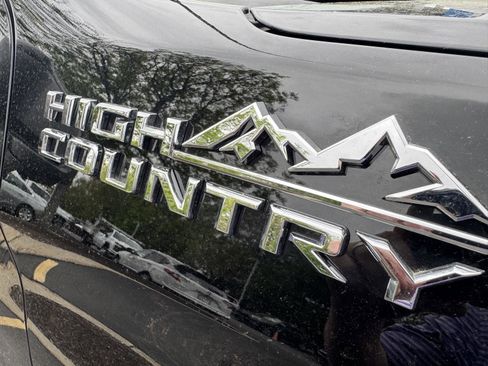Certified 2021 Chevrolet Silverado 1500 High Country w/ Technology Package AWD/4WD image 13