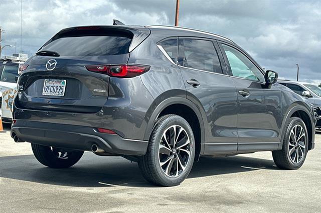 Used 2023 MAZDA CX-5 AWD 2.5 S w/ Premium Plus Pkg image 3