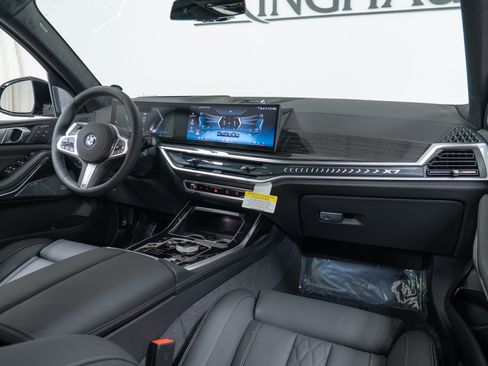 New 2027 BMW X7 xDrive40i w/ Executive Package AWD/4WD image 14