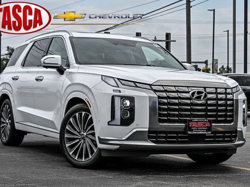 Used 2023 Hyundai Palisade Calligraphy w/ Cargo Package AWD/4WD image 1