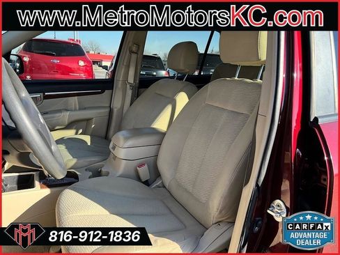 Used 2009 Hyundai Santa Fe GLS image 25