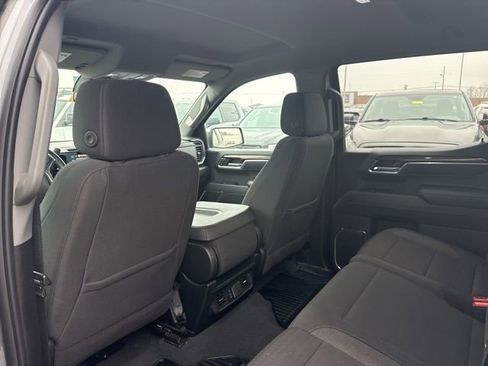 Used 2025 Chevrolet Silverado 1500 LT image 23