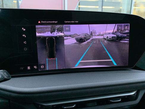 New 2025 Audi SQ5 Prestige image 11