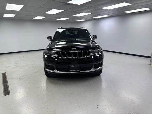 New 2025 Jeep Grand Cherokee L Limited image 3