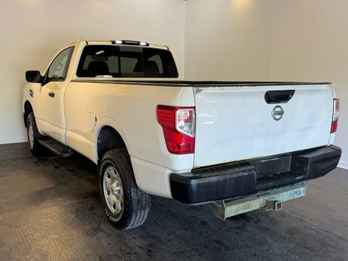 Used 2018 Nissan Titan S AWD/4WD image 6