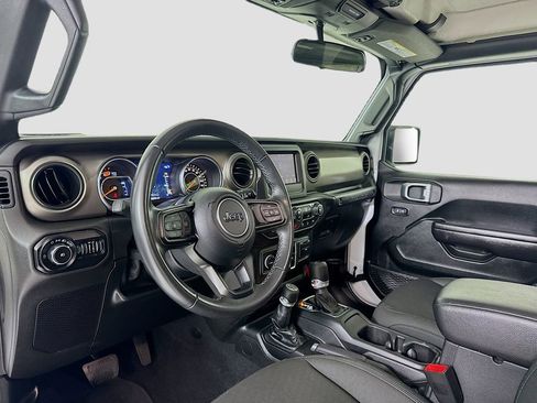 Used 2020 Jeep Wrangler Unlimited Sport w/ Technology Group image 7