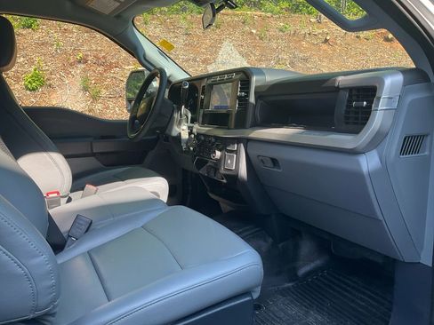 Used 2024 Ford F350 XL w/ XL Chrome Package AWD/4WD image 11