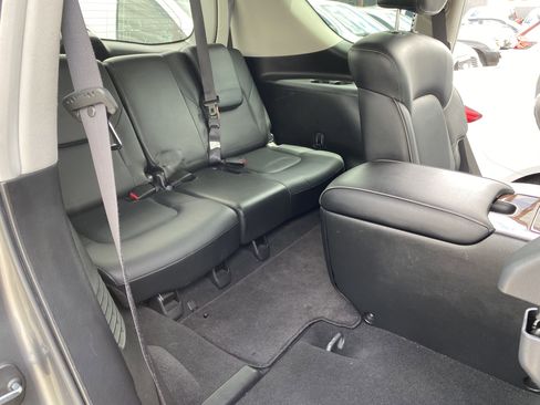 Used 2018 INFINITI QX80 4WD w/ Driver Assistance Package image 18
