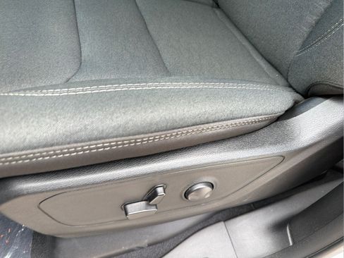 Used 2025 RAM 1500 Big Horn RWD image 25