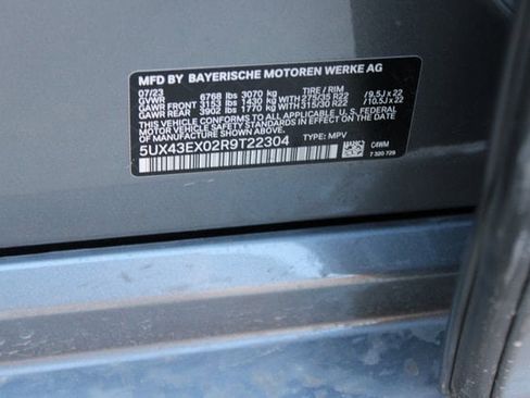 Used 2024 BMW X6 M60i w/ Dynamic Handling Package image 30