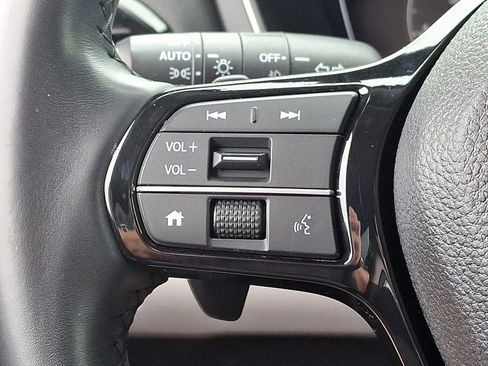 Certified 2023 Honda Pilot Touring image 22