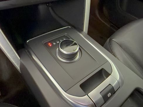 Used 2019 Land Rover Discovery Sport SE AWD/4WD image 21