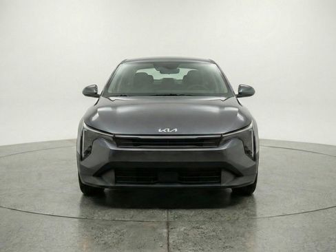 Used 2025 Kia K4 LXS image 2