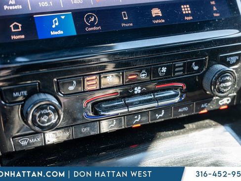 Used 2024 Jeep Grand Cherokee L Limited w/ Luxury Tech Group II image 10