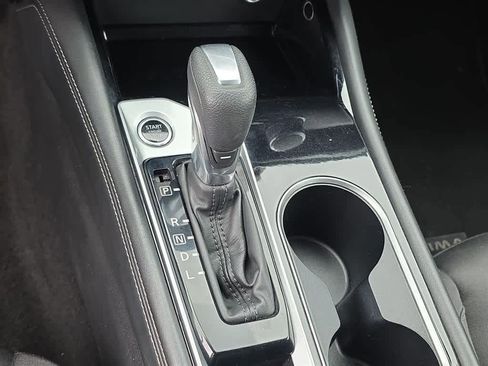 Used 2023 Nissan Altima 2.5 SV FWD image 44