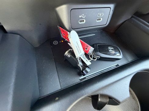 Certified 2026 Honda HR-V Sport image 38