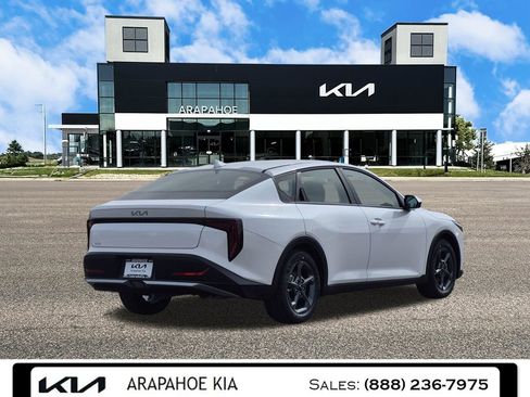 New 2026 Kia K4 LXS image 5