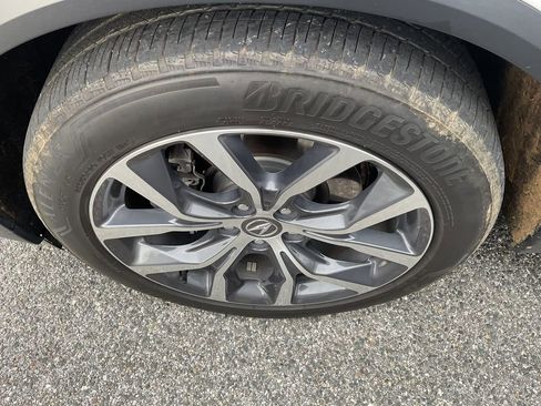 Used 2023 Acura MDX SH-AWD w/ Technology Package image 5