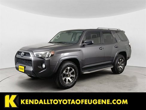 Used 2016 Toyota 4Runner SR5 image 1