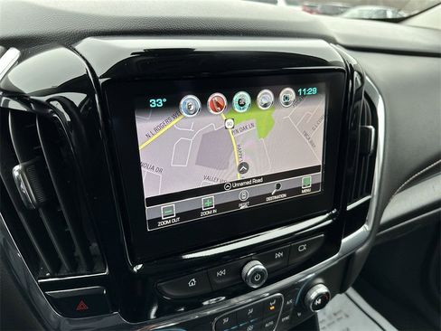 Used 2019 Chevrolet Traverse RS image 18