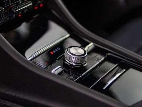 Used 2023 Jeep Grand Cherokee L Overland w/ Rear Seat Video Group I image 43