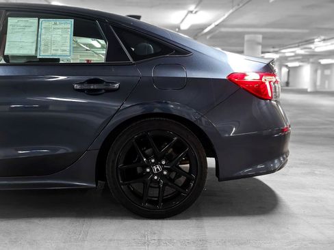 Used 2024 Honda Civic Sport image 14