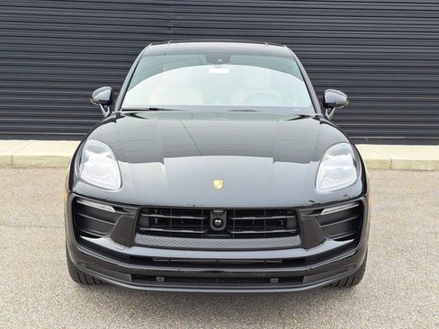 New 2026 Porsche Macan image 10