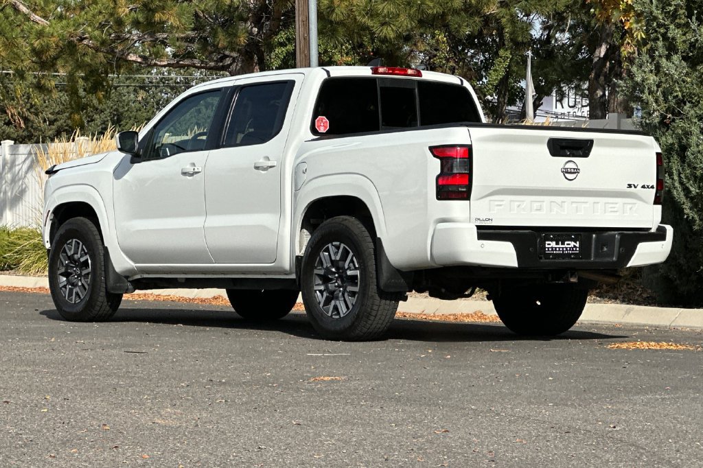 Used 2022 Nissan Frontier SV AWD/4WD image 5
