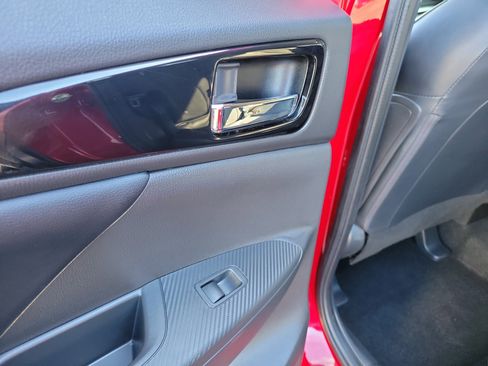 Used 2024 Mitsubishi Eclipse Cross SE image 13