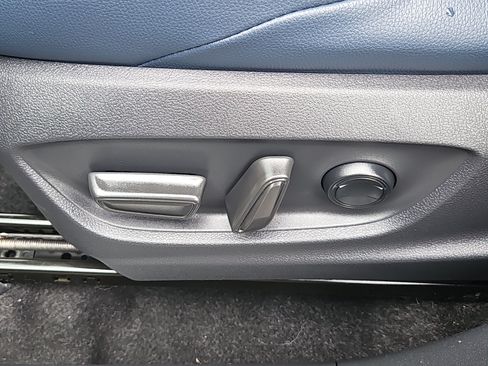 Certified 2024 Subaru Solterra AWD/4WD image 19