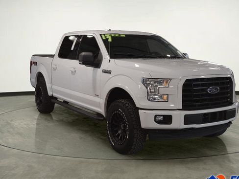 Used 2017 Ford F150 XLT w/ Equipment Group 302A Luxury AWD/4WD image 7