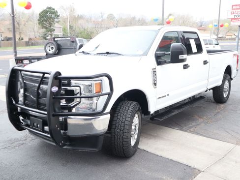 Used 2022 Ford F350 XLT w/ FX4 Off-Road Package image 12
