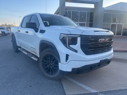 Used 2023 GMC Sierra 1500 Pro w/ Graphite Edition