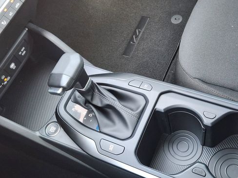 New 2026 Kia K4 FWD image 16