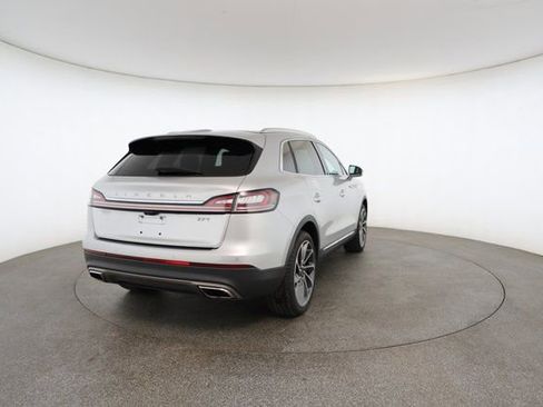 Used 2019 Lincoln Nautilus Reserve w/ Driver Assistance Package image 16