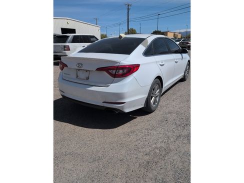 Used 2016 Hyundai Sonata SE FWD image 4