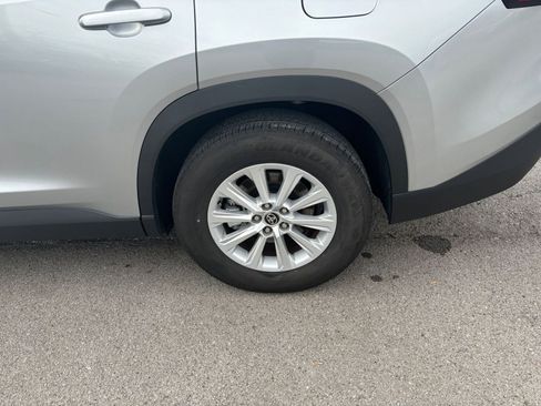 Used 2025 Toyota Grand Highlander XLE image 31