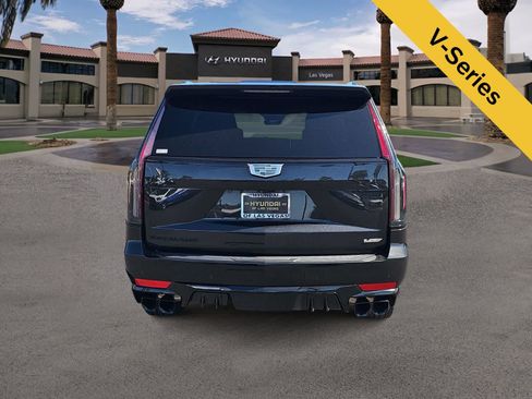Used 2024 Cadillac Escalade V w/ LPO, ONYX Package AWD/4WD image 7