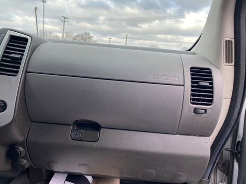 Used 2011 Nissan Xterra S w/ 4X4 Value Package image 16