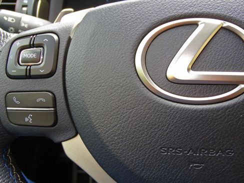 Used 2019 Lexus RC F w/ Performance Package RWD image 22
