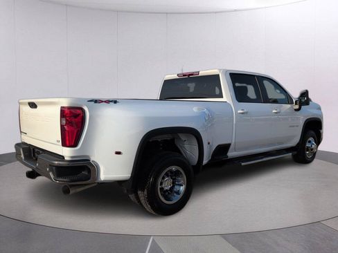 New 2026 Chevrolet Silverado 3500 LT w/ All Star Edition AWD/4WD image 3