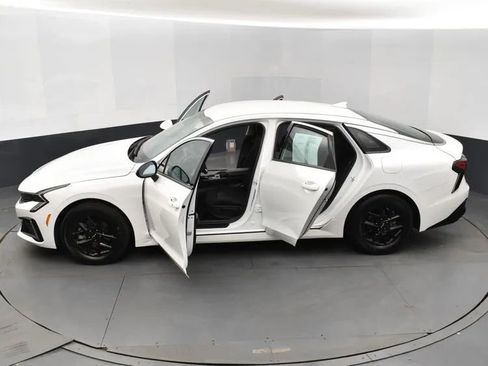 Used 2025 Kia K5 LXS image 7