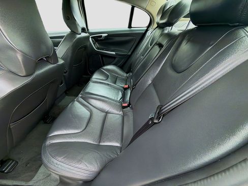 Used 2014 Volvo S60 T5 image 22