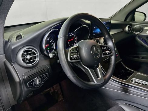 Used 2022 Mercedes-Benz GLC 300 image 9