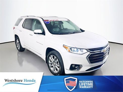 Used 2018 Chevrolet Traverse Premier w/ Driver Confidence II Package image 1