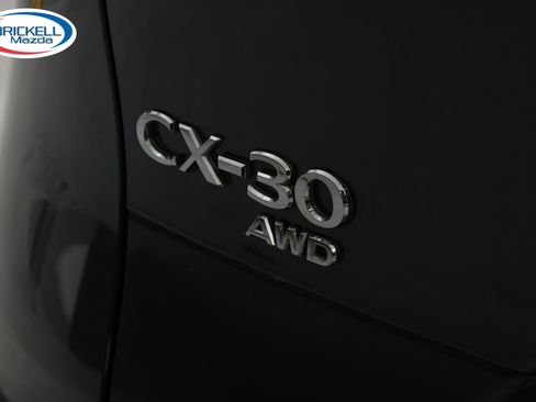 Used 2024 MAZDA CX-30 AWD 2.5 S w/ Premium Package image 9