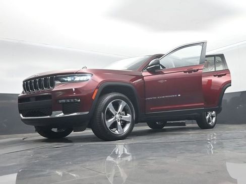 Used 2022 Jeep Grand Cherokee L Limited AWD/4WD image 72