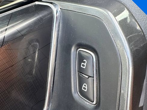 Used 2022 Ford F150 XLT w/ Equipment Group 302A High AWD/4WD image 25