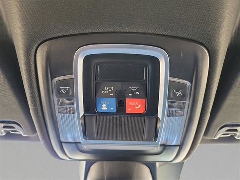 Used 2024 RAM 1500 Laramie image 28