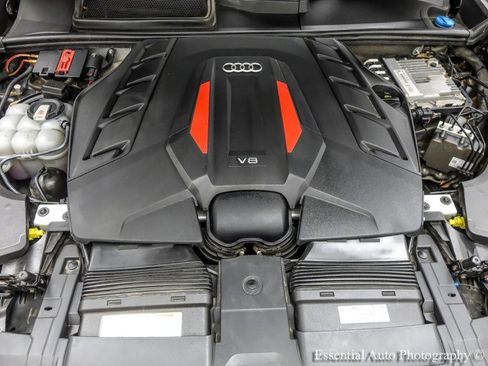 Used 2021 Audi SQ8 Premium Plus w/ SQ8 Black Optic Package image 35